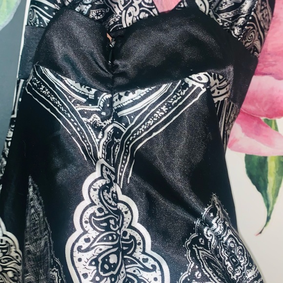 PLASTIC BRAND🩶Silky, Satin Flowy Camisole - Picture 10 of 10